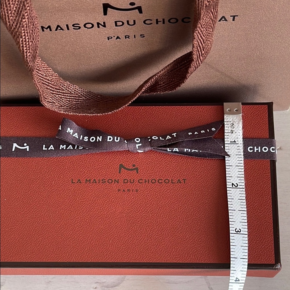 La Maison du Chocolat Gift Box - Picture 10 of 10